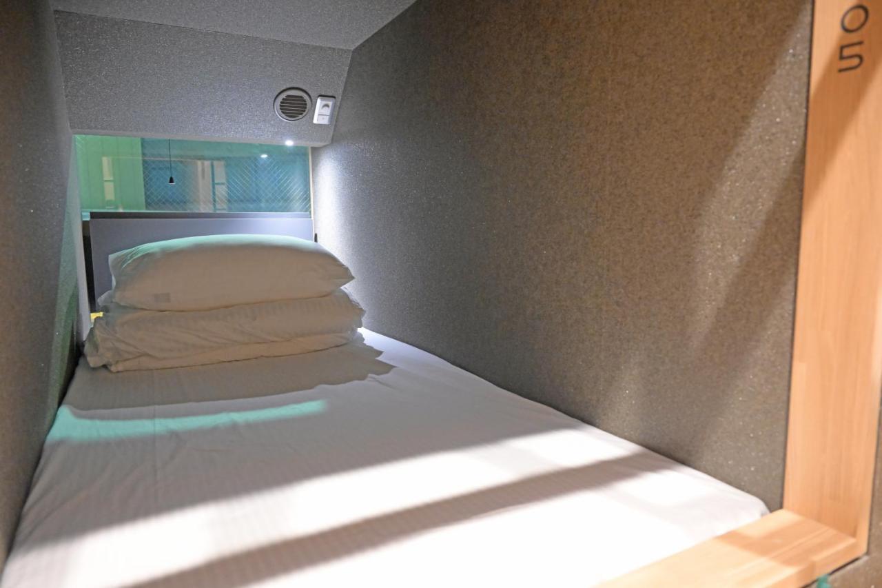 Ele Cabin Shinjuku Kabukicho Токіо Екстер'єр фото