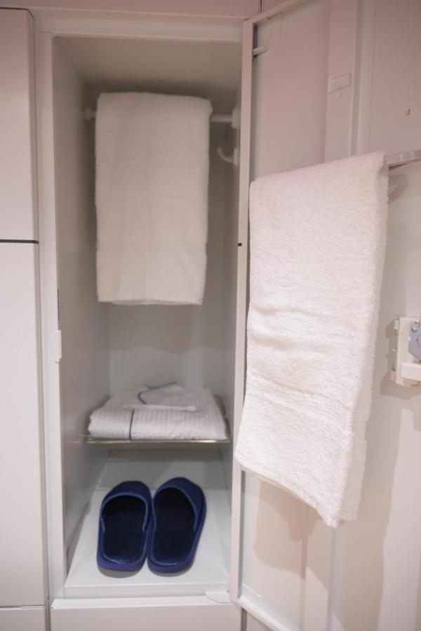 Ele Cabin Shinjuku Kabukicho Токіо Екстер'єр фото